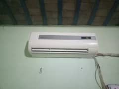 1 tn AC for sale - fresh condition
