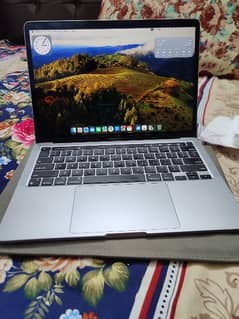 MacBook Pro 2020 M1 Chip 8/256gb. 0