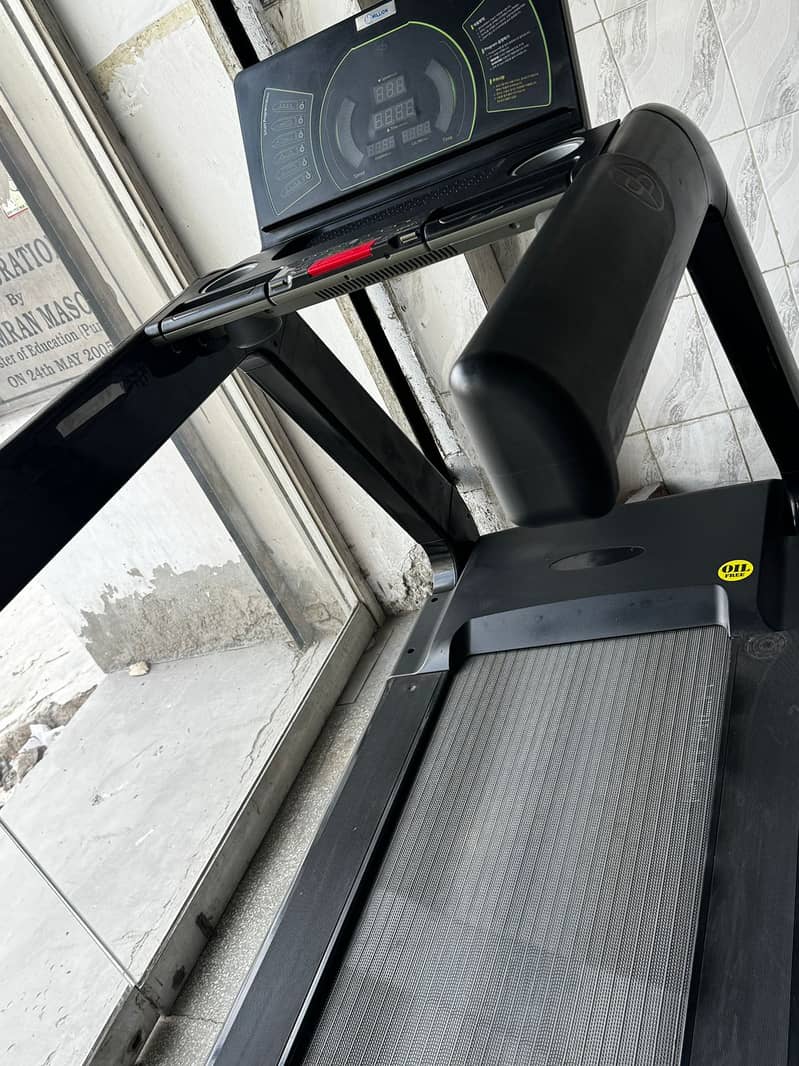 Commercial Treadmill | Running machine| Lifefitness treadmil |Treadmil 3