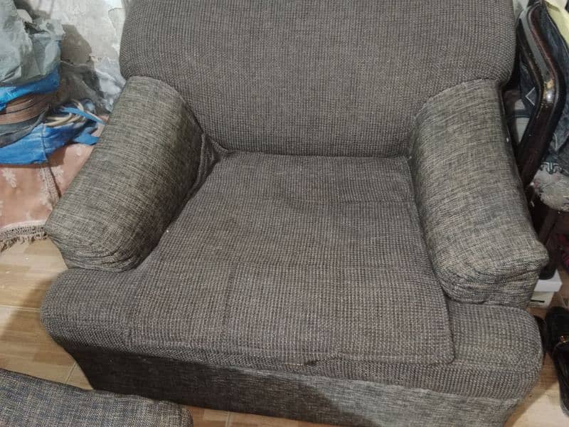 5 seater Sofas,1 office chair and 1 reception table just like new 11