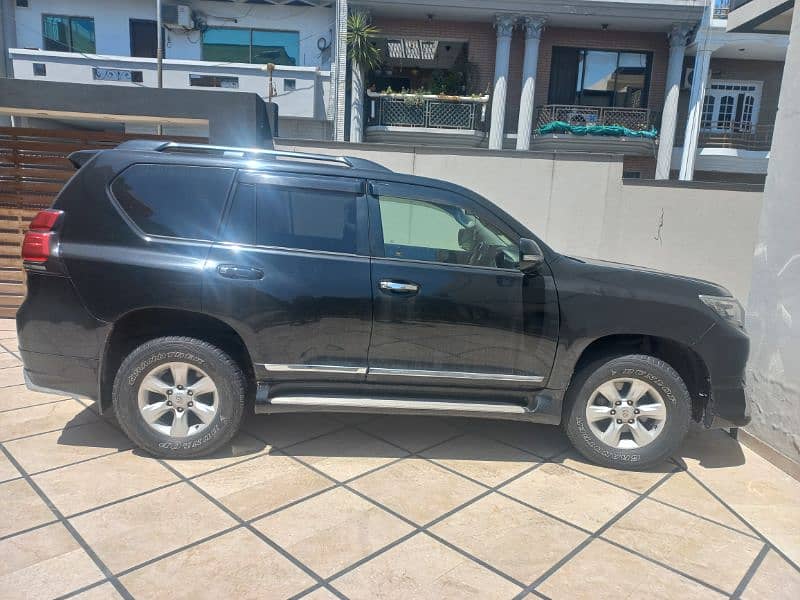 Prado Available for Rent on daily Basis with driver 1