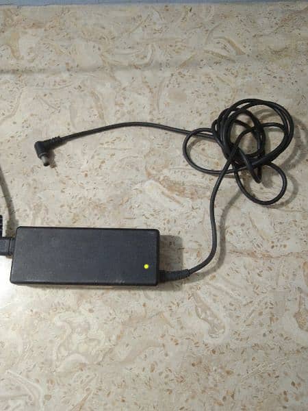 Sony Vaio 19.5V Ac Adapter Charger 2