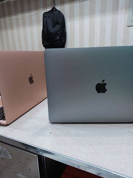 apple MacBook air m1 chip space gray 8/256 3