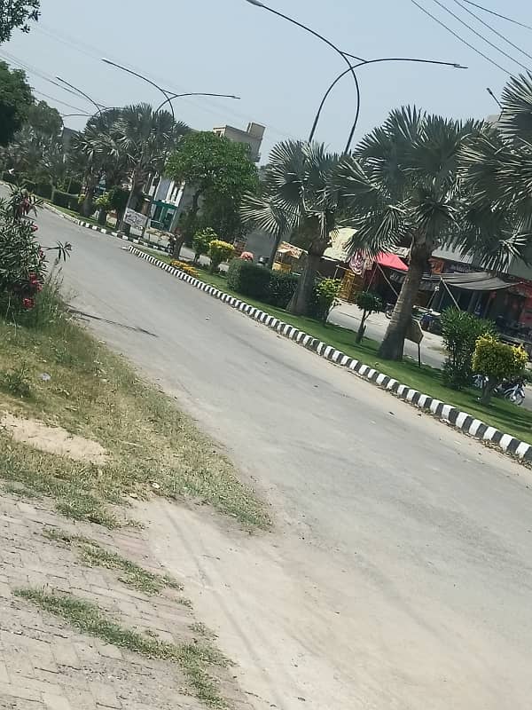 1 Kanal Plot For sale in Chinar Bagh CO Op Housing Society LTD Shaheen Block 3