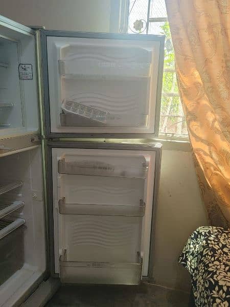 Dawlance fridge 4