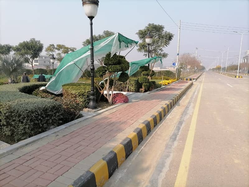 Ideal Prime Location 5 Marla Residential Plot Has Landed On Market In Sudais Villas, Peshawar 4