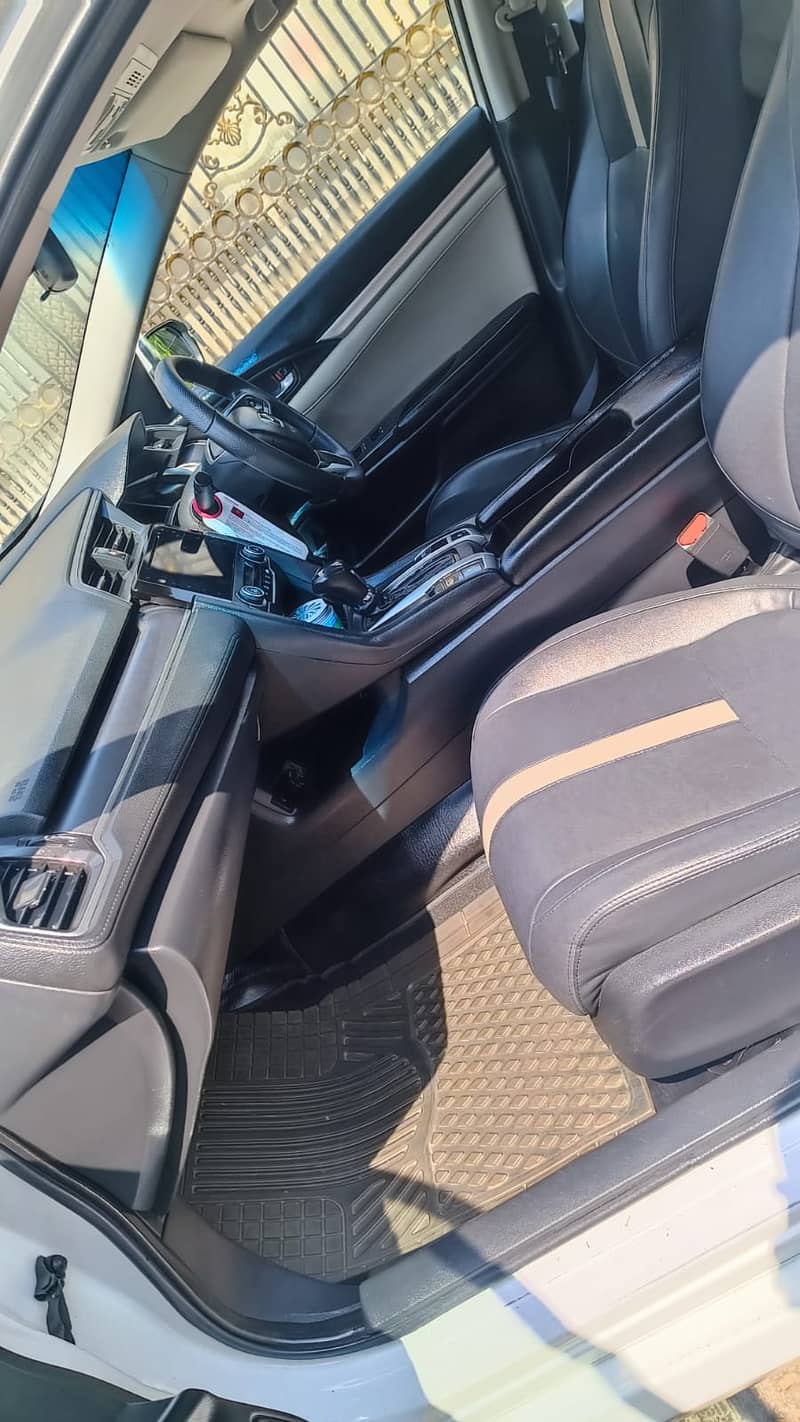 Honda Civic VTi Oriel Auto, Total Genuine, Fabric converted to UG 10