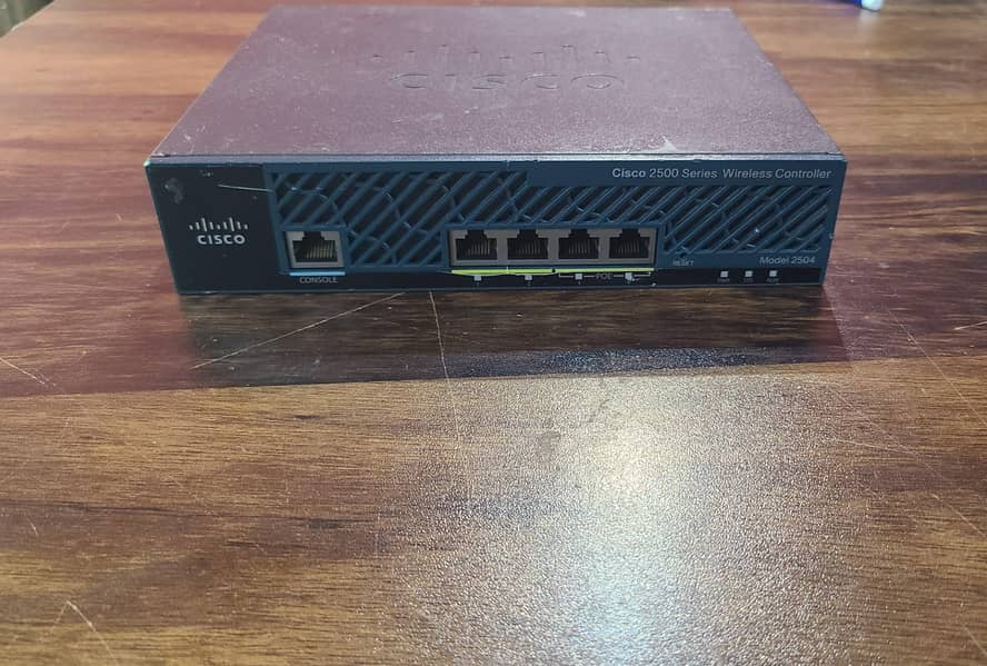 Cisco/2500/Series/Wireless/Controller/(AIR-CT2504-5-K9) (Used) 4