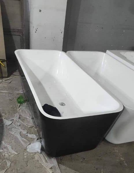 free standing bathtubs in black and blue color on sale till 31 May 10
