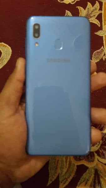 samsung a30 4GB RAM 64GB ROM OFFICIAL PTA APPROVE MOBILE WITH BOX 2