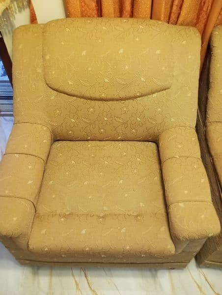 5 seater sofa set in good condition 3