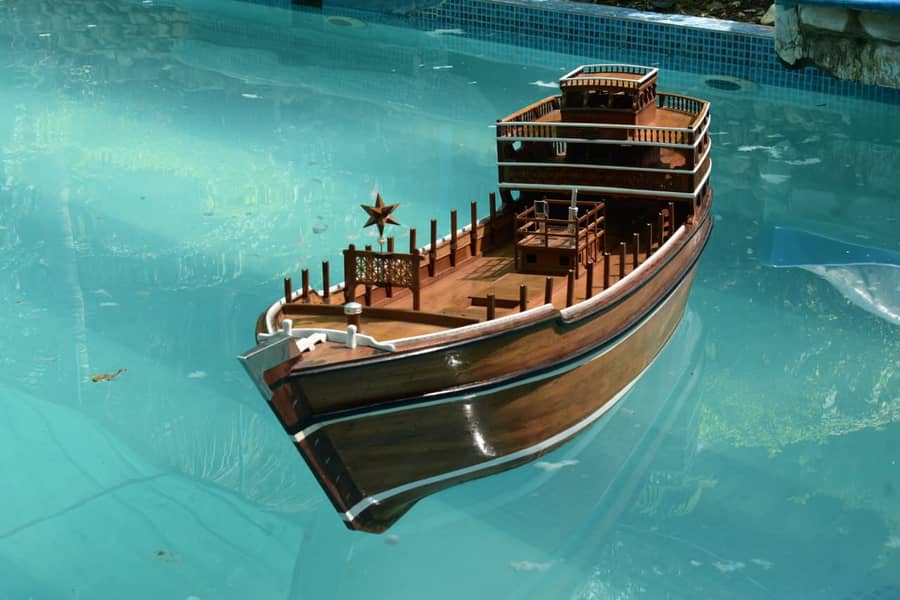 INCREDIBLE HANDMADE SHIP (BURMA TEEK WOOD) 1