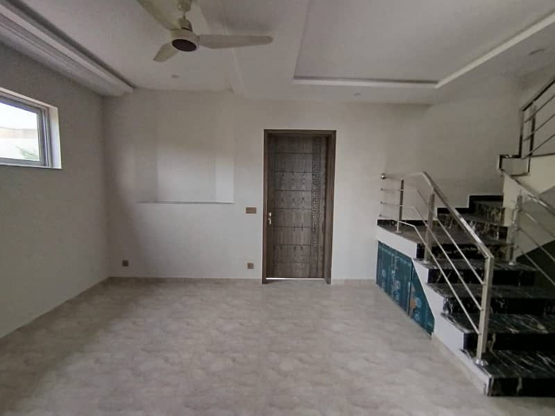 Facing Park 5 Marla House For Sale in M7B Lake City Lahore 2