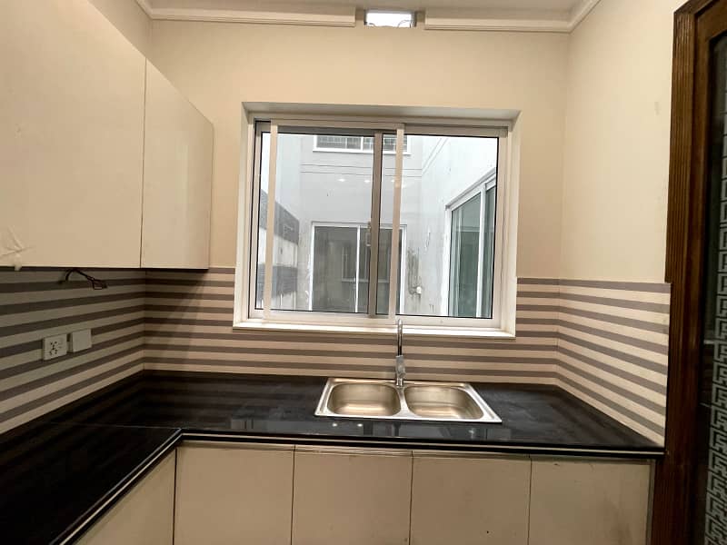 10 Marla Lower Portion For Rent In Bahria Town 22