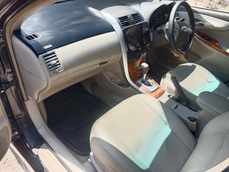 Toyota Altis Automatic in Lush Condition Cruise Control 9