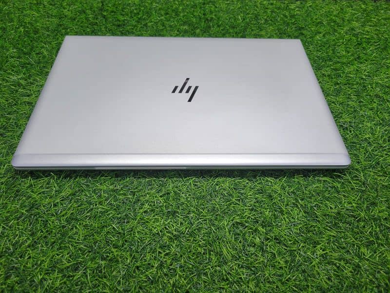 Hp G5 15" Ryzen 7 Vega 10 Premium Powerful Graphics Ultrabook Bst Deal 1