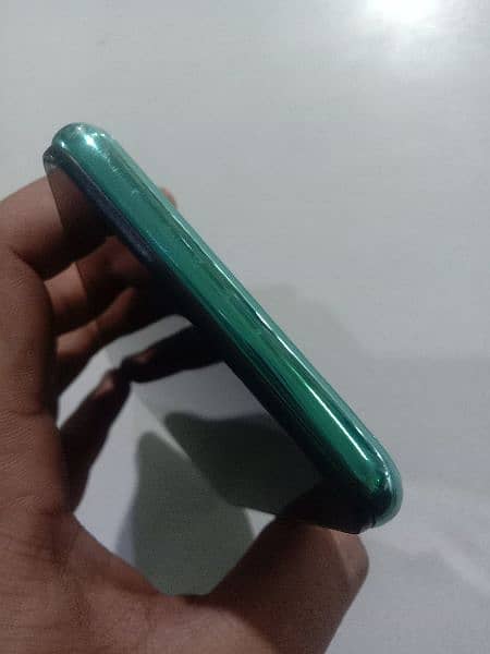 vivo y17 8 gb 256gb condition 10/10 only panal brack no box all woring 1