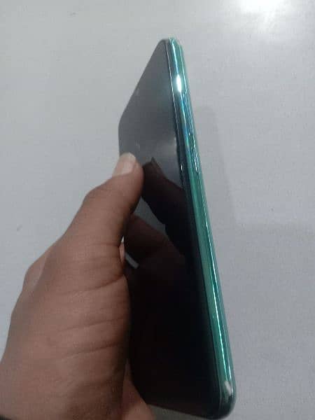 vivo y17 8 gb 256gb condition 10/10 only panal brack no box all woring 3