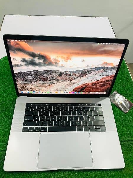 APPLE MACBOOK PRO 2016 TO 2019 ALL MODEL AVAILABLE TOUCH BAR 16/512GB 5