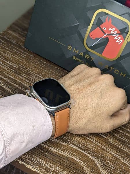 Ultra 10 Smartwatch With 10 Straps 4