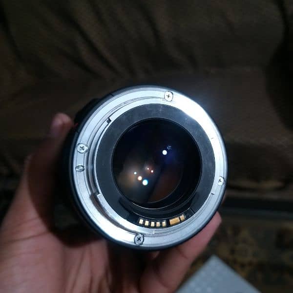 Canon 85mm Lens f1.8 2