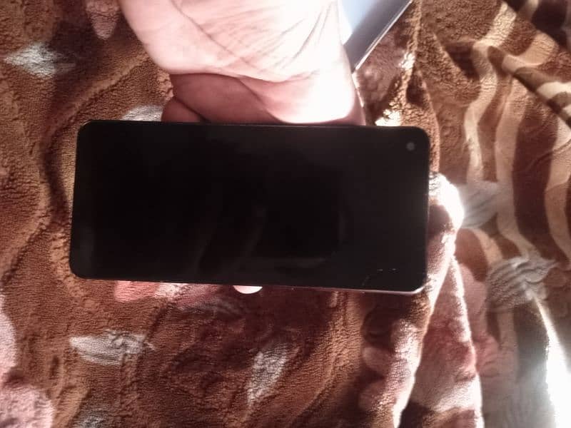 samsung mobile very good condition betry timeing almost 2 day 3
