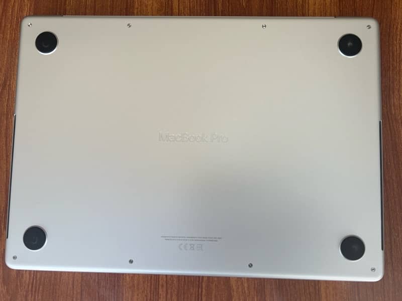 Apple MacBook Pro M1 4