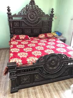 Chinoti Bed for Sale. 100% Solid Wood