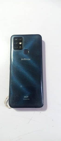 infinix hot 10. ram4\rom64gb all ok with orignal box and charger 0