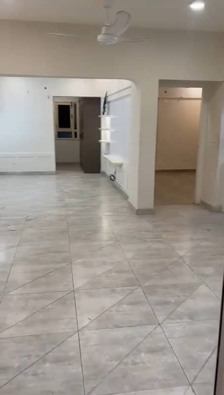 Bukhari commercial 3bed DD apartment for rent 13