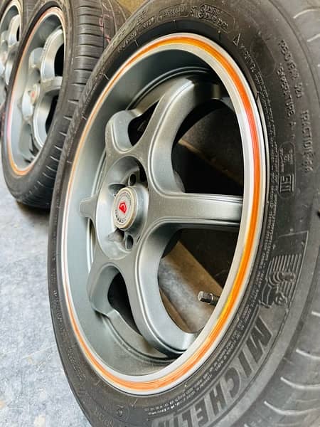 Low profile Rims 17 inches England made with free tyres 5
