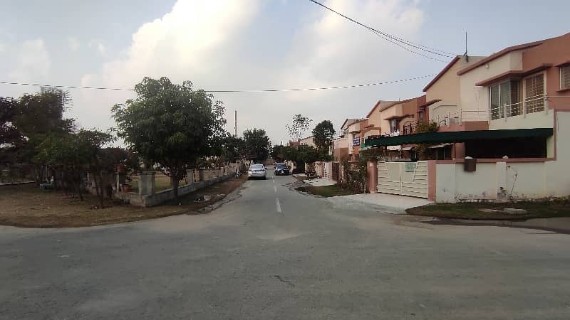 5 marla plots in very reasonable price and ideal location with all facilities. 11
