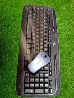 Logitech Wireless Keyboard Mouse Combo Set