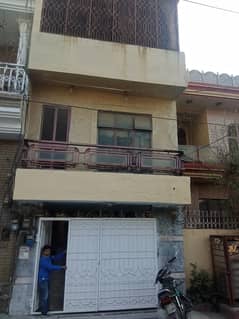 9 Marla Triple Storey House Near School Awan Town Lahore On Investor Rate 0