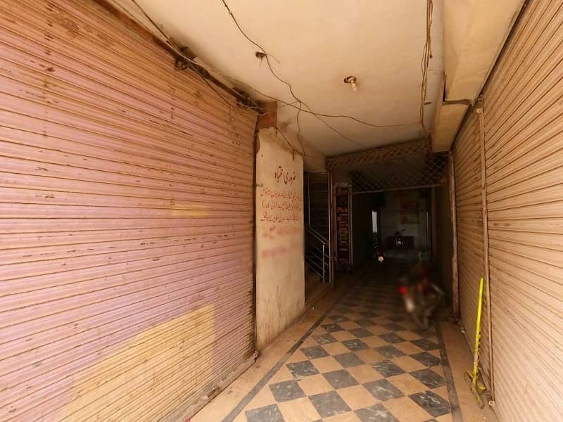 20 Marla Commercial Plaza For Sale Having 14 Flats 24 Shops 6 Halls With Basement Rs. 600,000 Rent Income At Rustam Park Mor Samanabad Multan Road Lahore 6