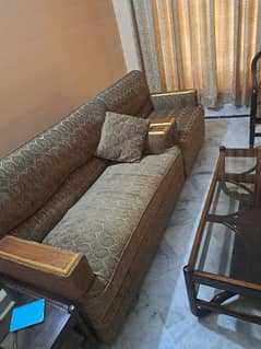 3 seeter sofa for sale.