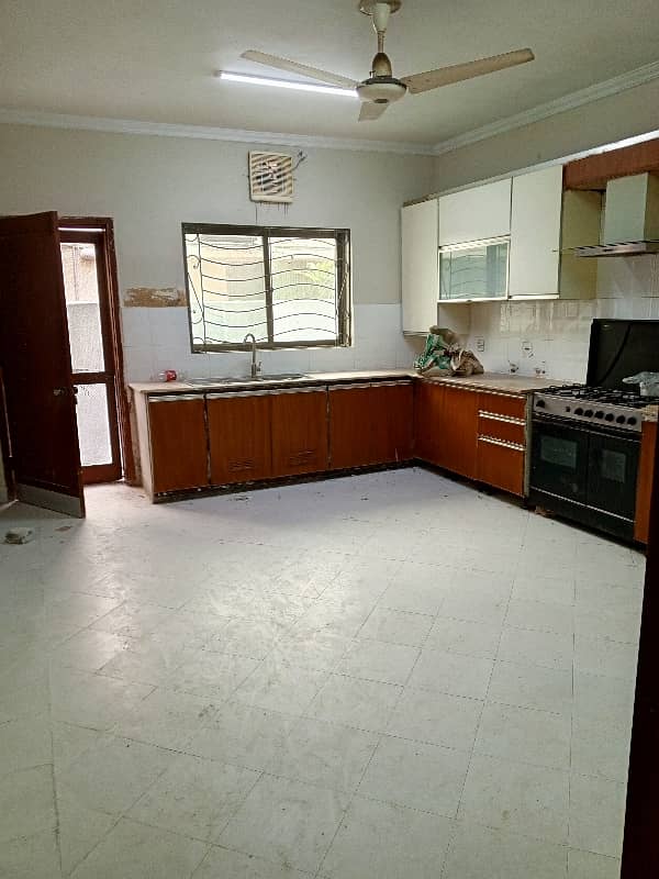 FALCON ONE KANAL HOUSE FOR RENT 22