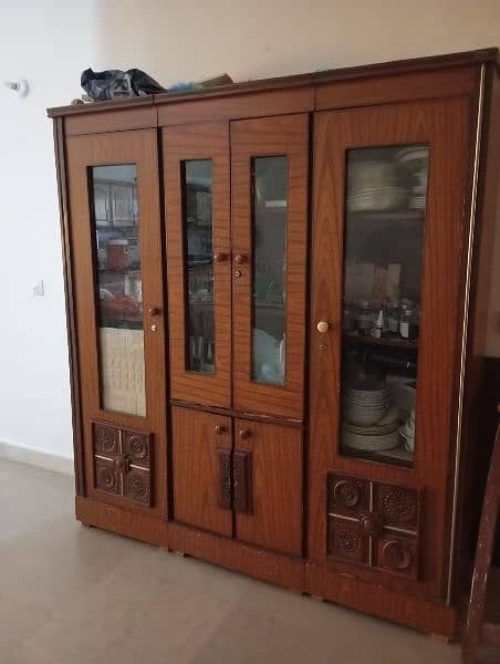 complete room set in good condition pure wood 1