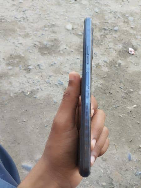 Tecno coman 18P 10by9 condition with box and charge 3