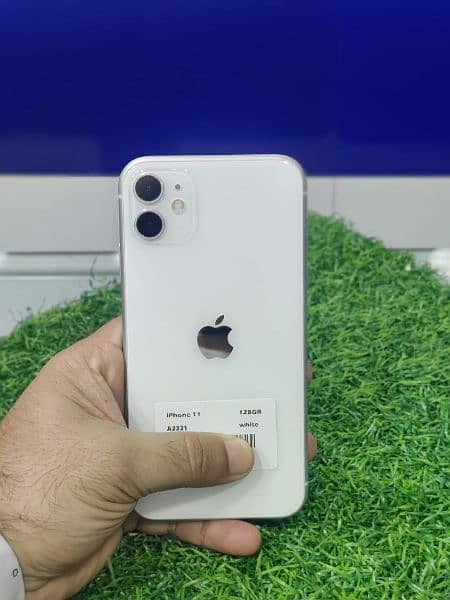 iphone 11 128gb pta approve available 4
