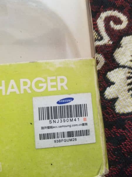 samsung wireless charger for sell inlow price with lush condition 5