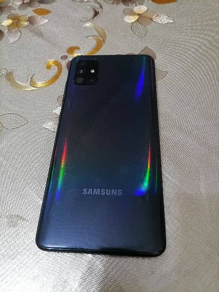 Samsung A51 6 / 128 1