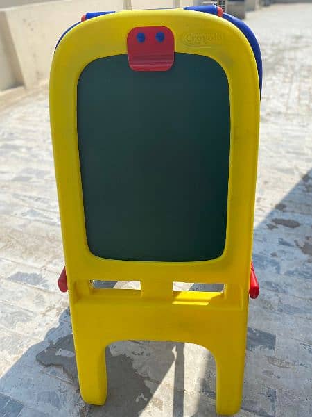 kids dual sided whiteboard and chalkboard imported from UAE 3