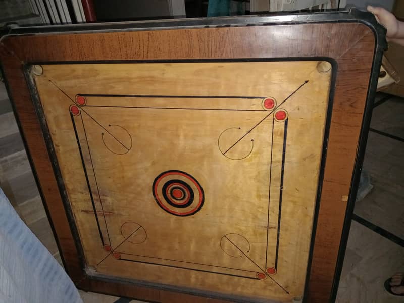 Carrom with stand and tokens (International standard size) 3