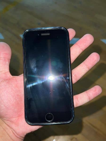 Apple iPhone 7 PTA approved 128gb 7