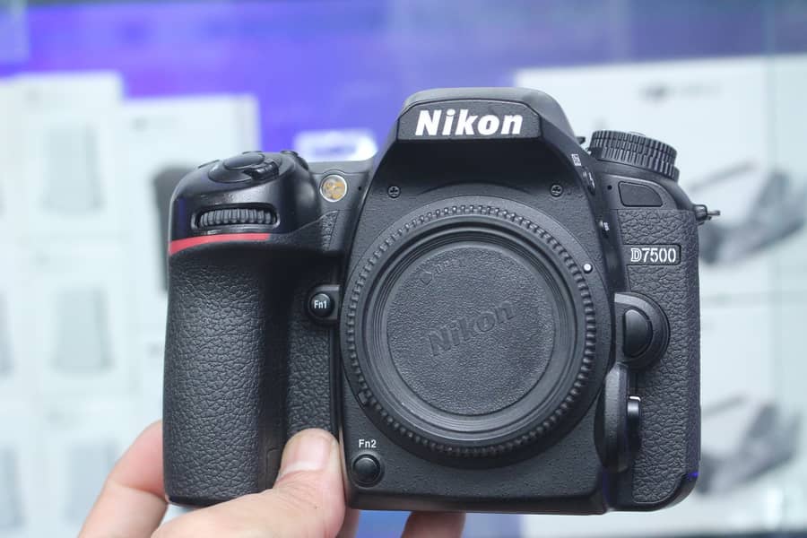 Nikon D7500 Body Only (Lens Not Included) 0