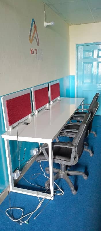 Fully Furnished Office Abailable In barkat Market Garden Town 6