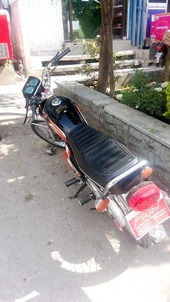 Honda 125,mdl 2022 , unregistered, condition very good 6