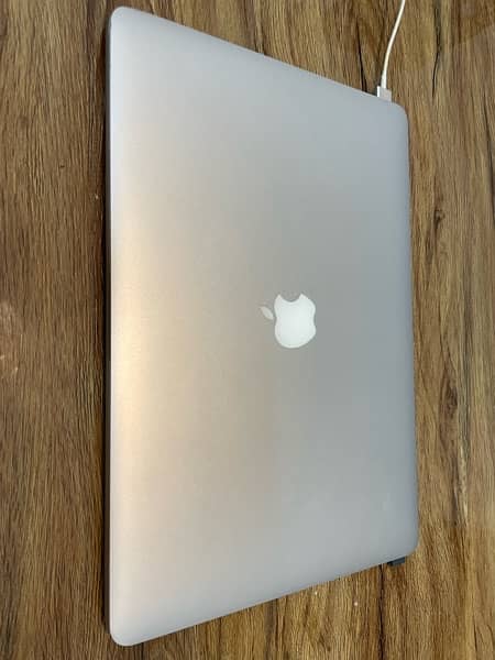 Macbook pro 15 inch Late 2013 4