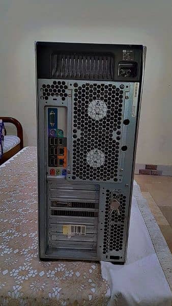 HP Z800 workstation and gaming pc with NVIDIA Tesla C2050 3Gb 384bit 1